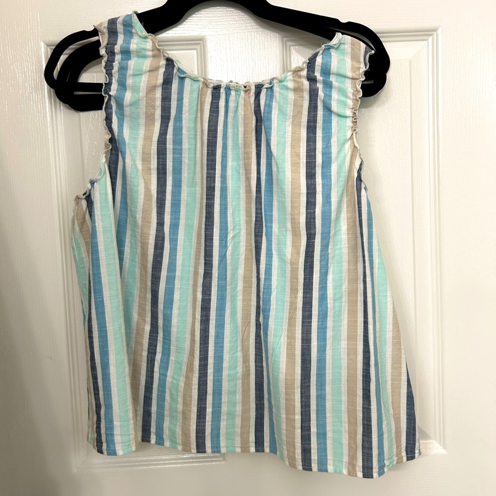 Striped open back, linen, babydoll top.